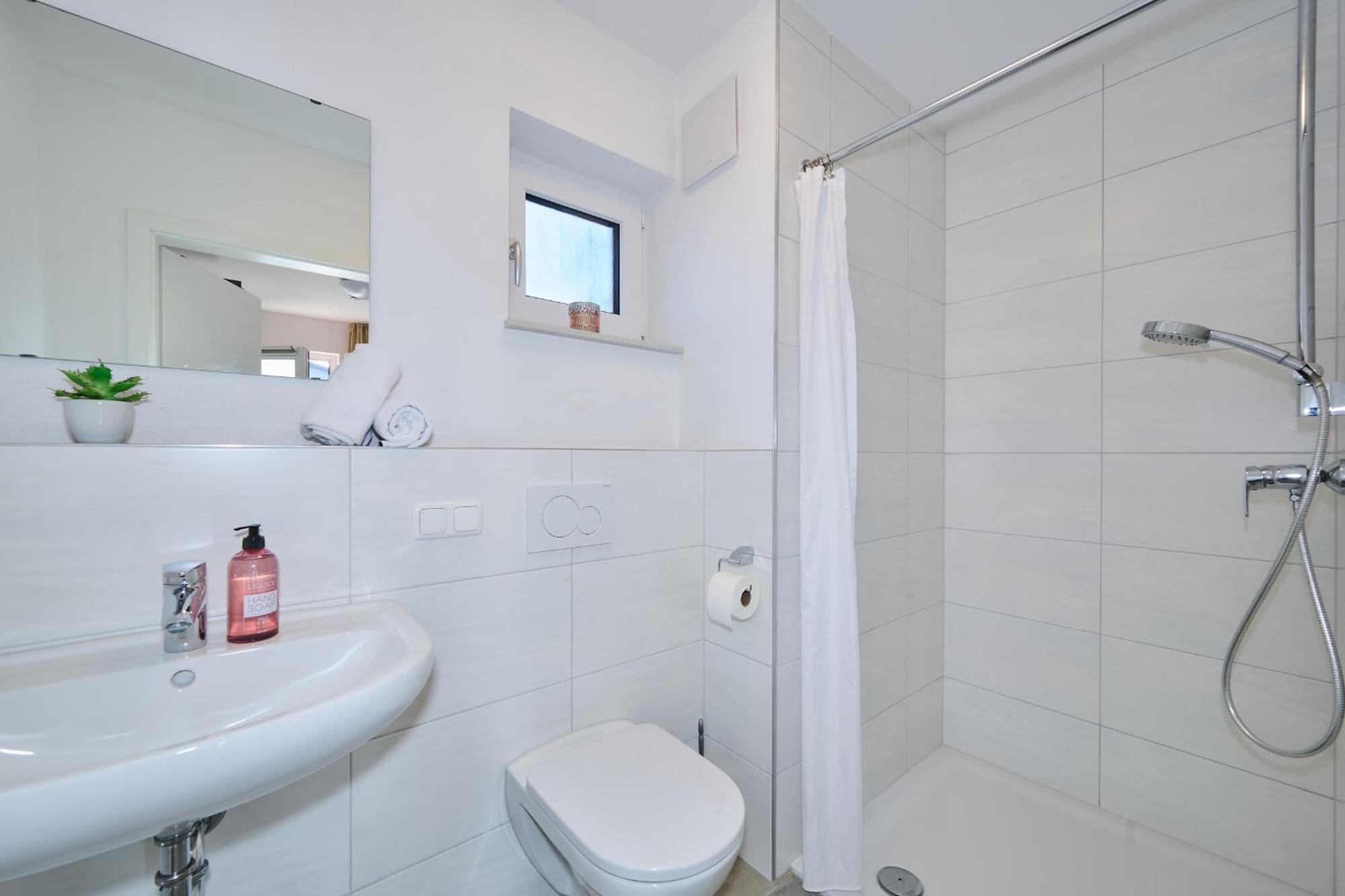 Sunny Hotel Регенштауф Экстерьер фото